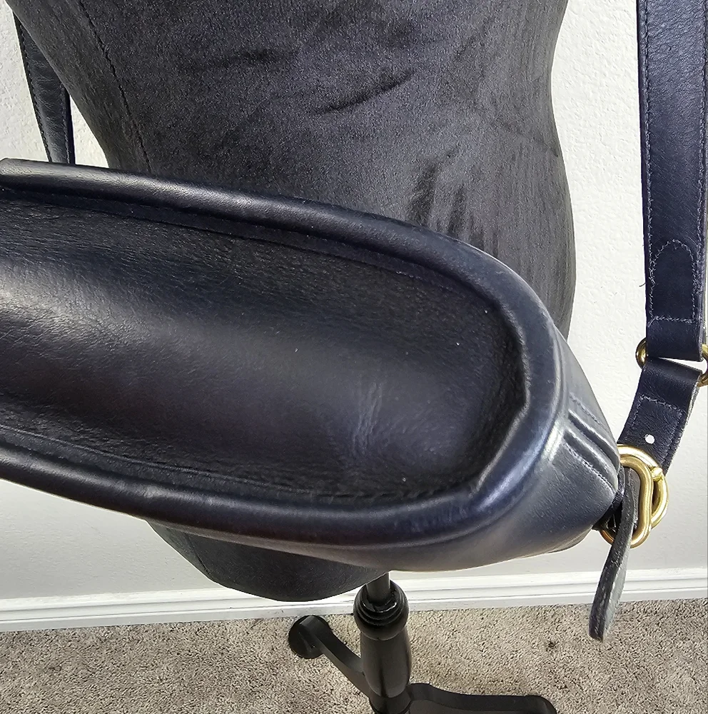 Coach VINTAGE 1998 Equesterian Slim navy Crossbody Shoulder Bag - Picture 10 of 16